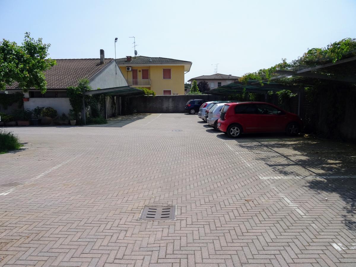 Mozzecane Residenza Il Giglio Bed & Breakfast エクステリア 写真