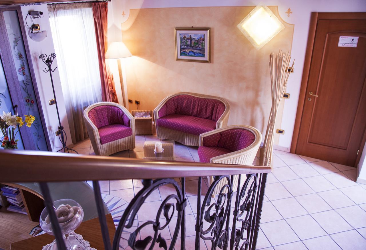 Mozzecane Residenza Il Giglio Bed & Breakfast エクステリア 写真