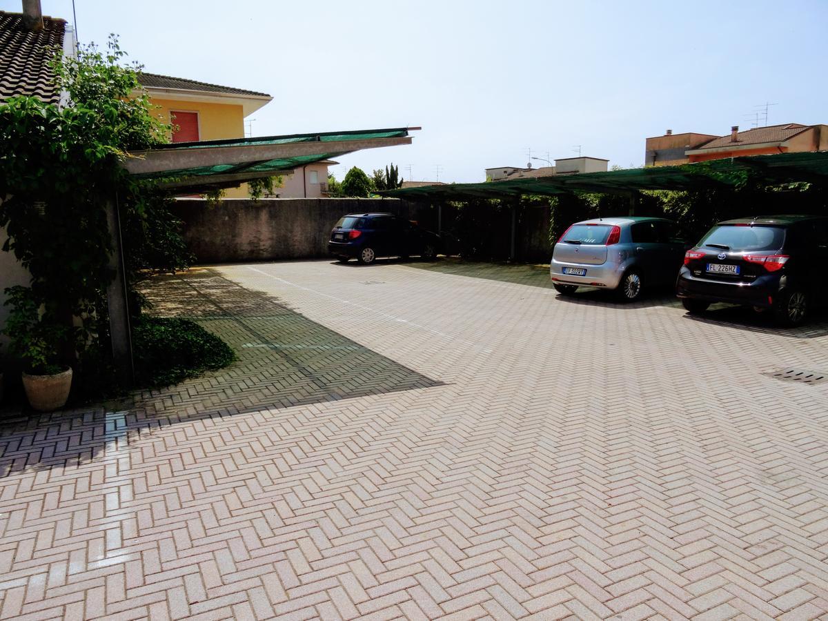 Mozzecane Residenza Il Giglio Bed & Breakfast エクステリア 写真